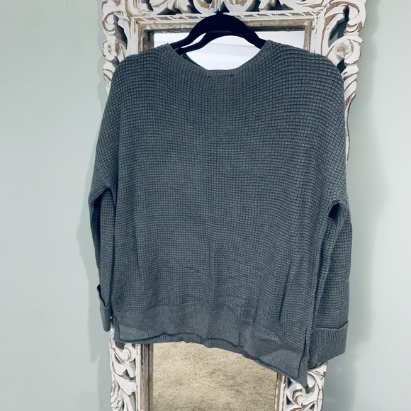 EXPRESS | sweater - Picture 2 of 3